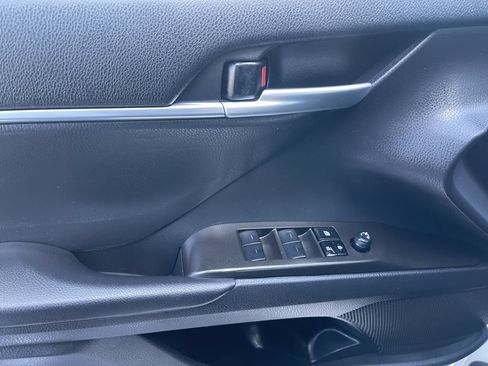 Used 2024 Toyota Camry LE FWD image 12