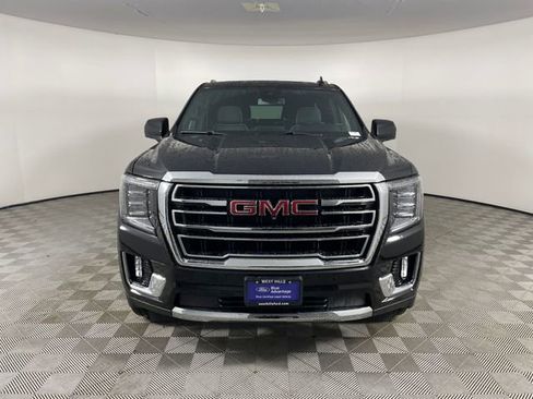 Used 2023 GMC Yukon SLT w/ SLT Luxury Package image 24