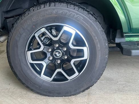 Used 2024 Ford Bronco Outer Banks image 14