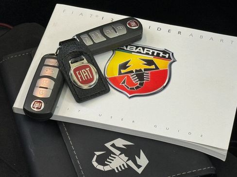 Used 2017 FIAT 124 Spider Abarth image 92