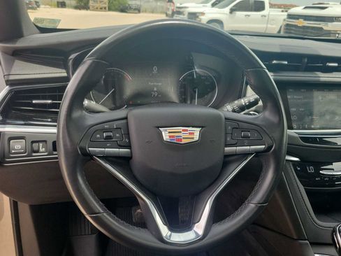 Used 2023 Cadillac XT6 Luxury FWD image 19