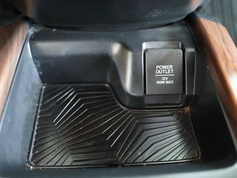 Used 2018 Honda CR-V Touring image 23