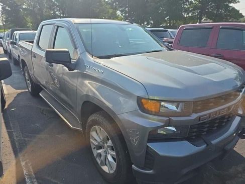 Used 2020 Chevrolet Silverado 1500 Custom w/ Custom Value Package RWD image 1
