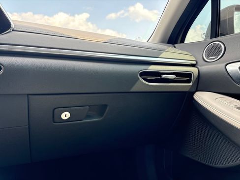 Certified 2023 Hyundai Sonata Limited FWD image 25