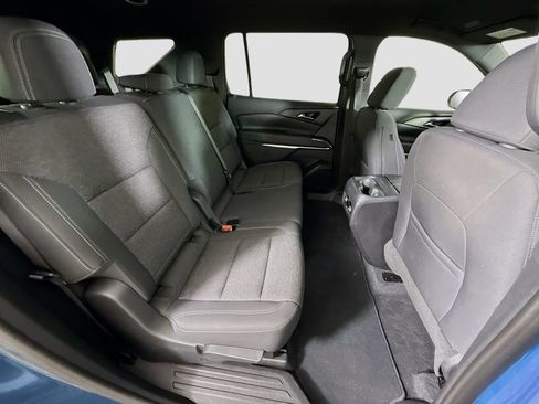 Used 2024 Chevrolet Traverse LT w/ Trailering Package FWD image 27