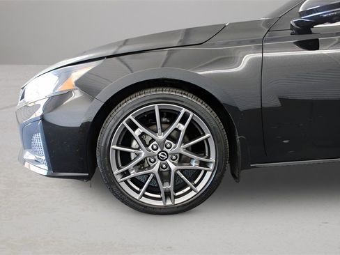 Used 2023 Nissan Altima 2.0 SR image 21