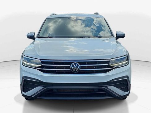 Used 2024 Volkswagen Tiguan Wolfsburg Edition FWD image 12