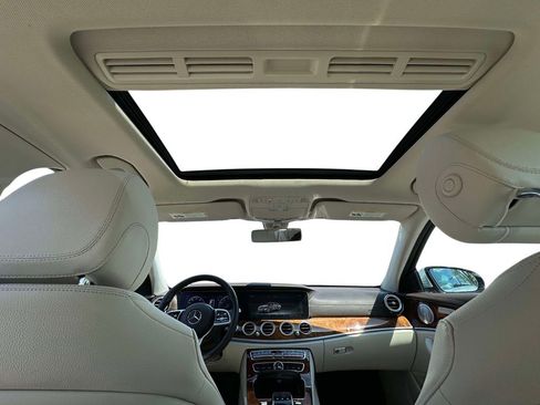 Used 2020 Mercedes-Benz E 350 4MATIC Sedan image 21