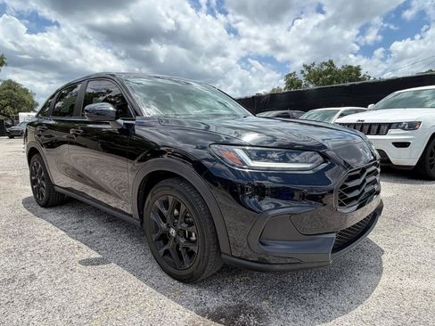 Used 2025 Honda HR-V Sport image 3