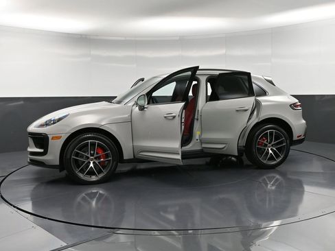 New 2026 Porsche Macan S AWD/4WD image 37