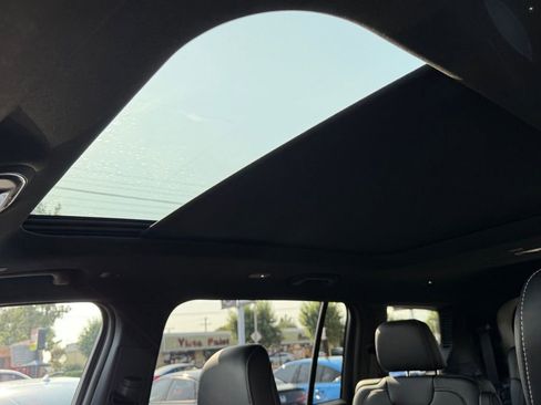 New 2025 Jeep Grand Cherokee L Limited w/ Black Appearance Package image 17