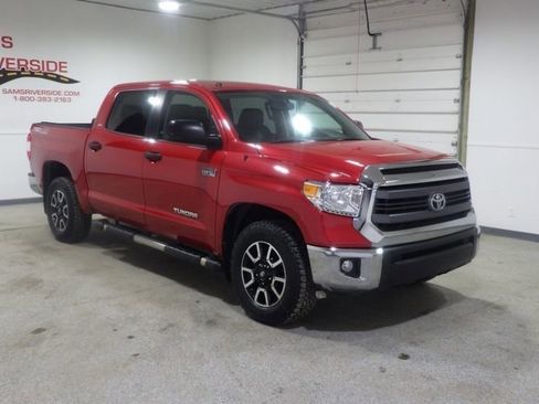 Used 2015 Toyota Tundra SR5 image 5