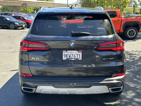 Used 2022 BMW X5 xDrive40i w/ Executive Package AWD/4WD image 10