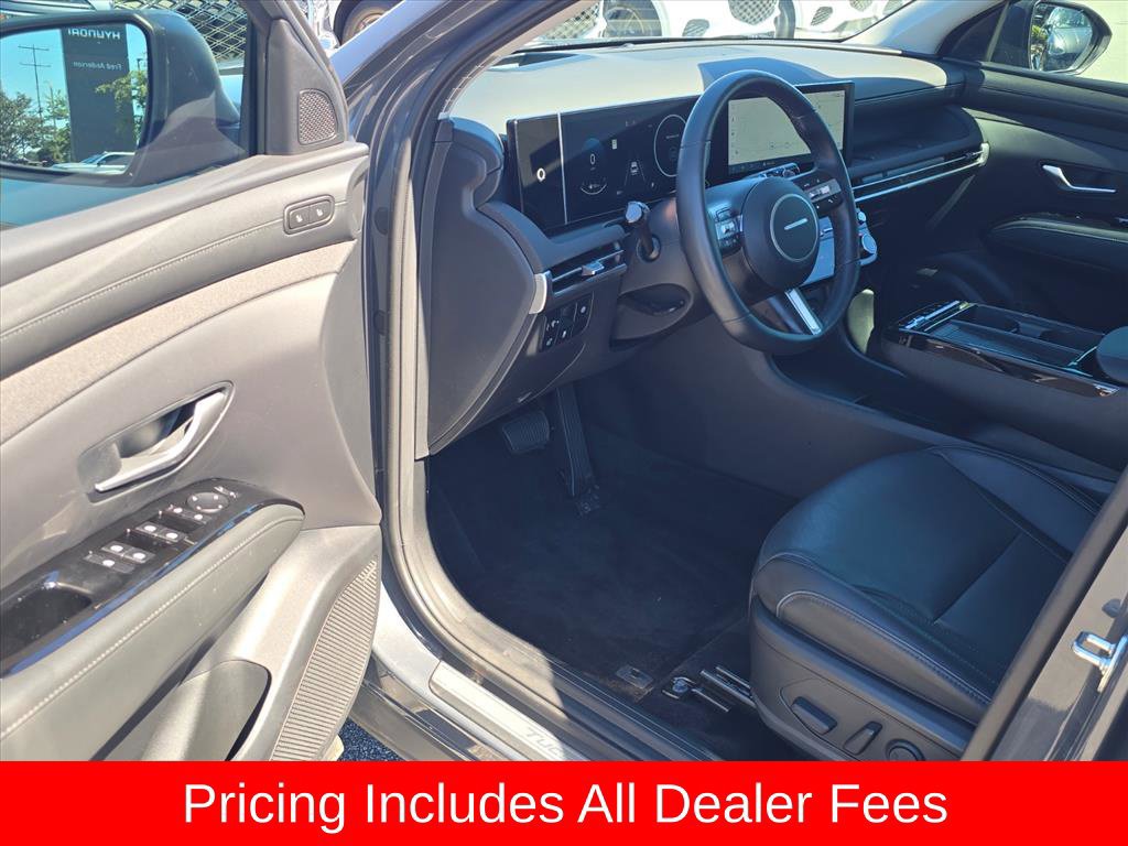 Used 2025 Hyundai Tucson Limited AWD/4WD image 9