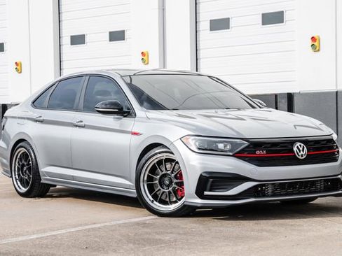 Used 2020 Volkswagen Jetta GLI Autobahn image 35