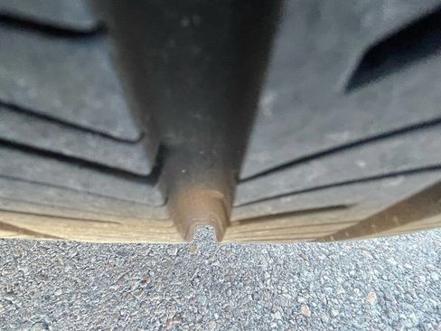 Used 2011 Mercedes-Benz E 350 4MATIC Sedan image 15