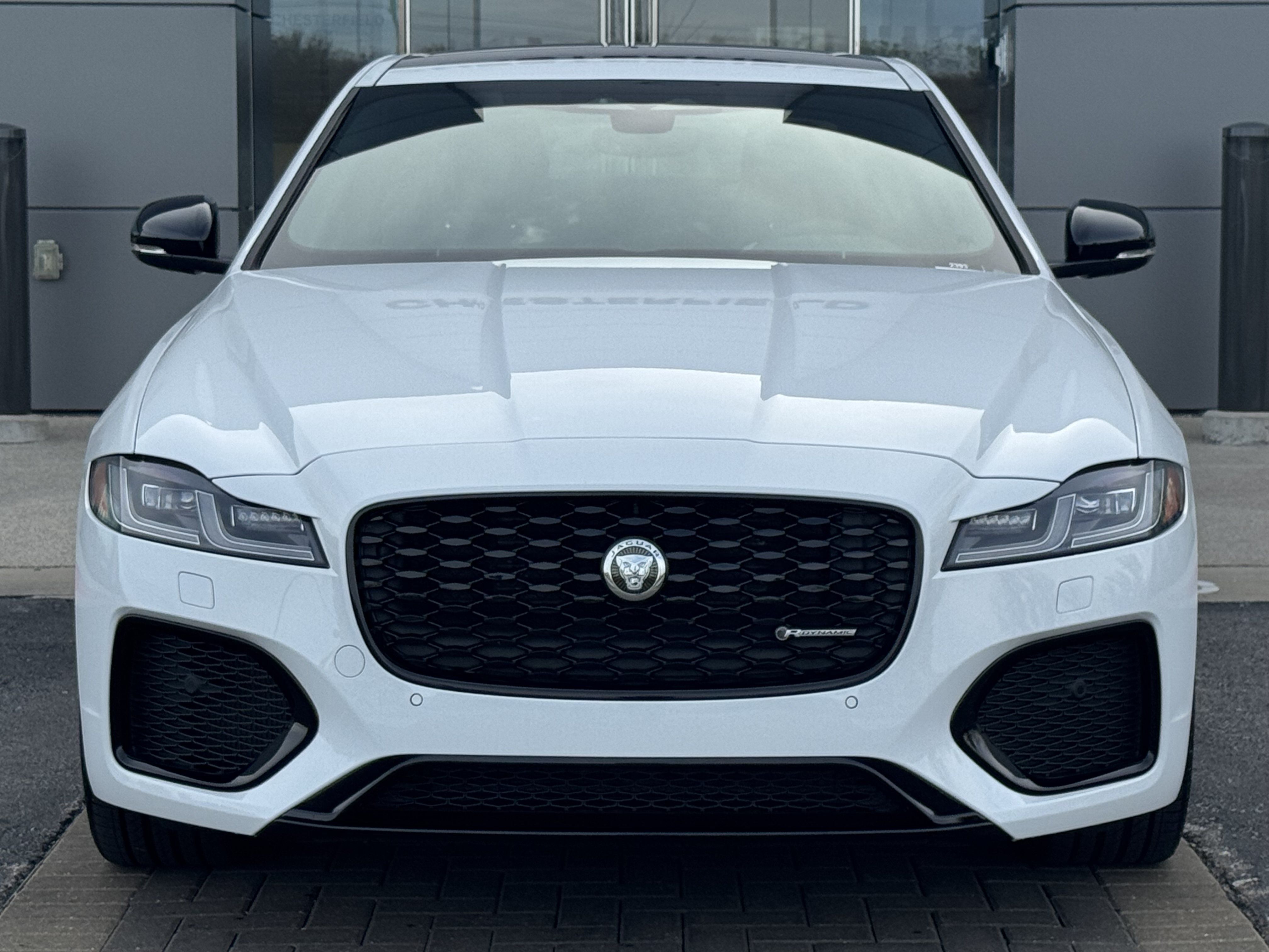 Used 2024 Jaguar XF R-Dynamic SE AWD/4WD image 8