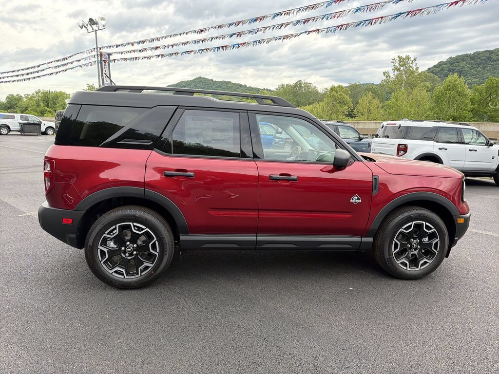 New 2026 Ford Bronco Sport Outer Banks w/ Outer Banks Tech Package+ AWD/4WD image 3