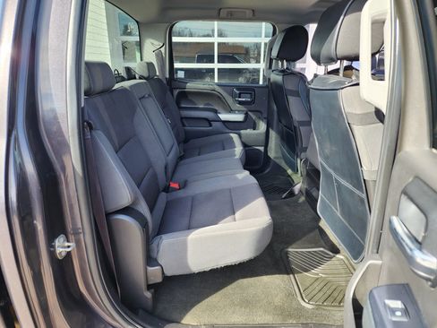 Used 2015 Chevrolet Silverado 3500 LT w/ LT Convenience Package image 12