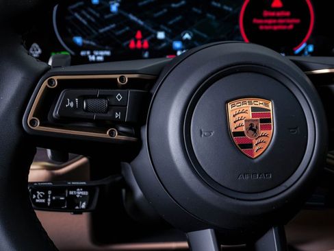 New 2026 Porsche Cayenne image 20