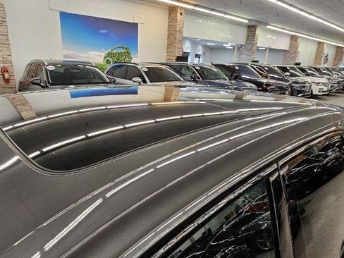 Used 2019 Porsche Cayenne AWD/4WD image 37