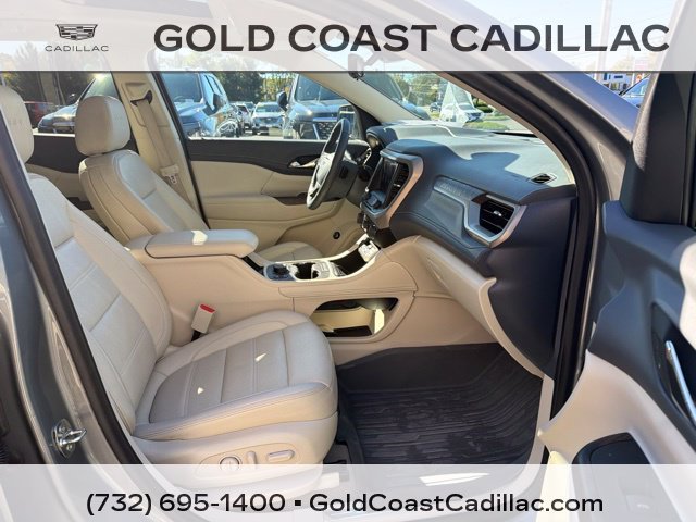 Used 2023 GMC Acadia Denali w/ Denali Technology Package AWD/4WD image 7