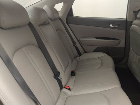 Used 2017 Kia Optima EX FWD image 19
