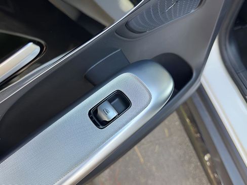 Used 2025 Mercedes-Benz GLC 43 AMG GLC 43 AMG image 58