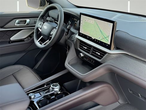 New 2026 Ford Explorer Platinum w/ LUX Leather Package image 6