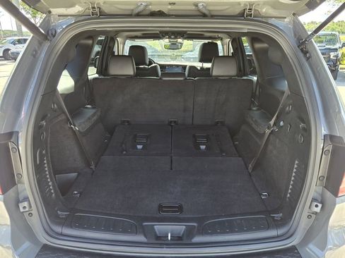 Used 2023 Dodge Durango R/T RWD image 17