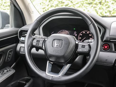 Used 2024 Honda Pilot Touring image 15