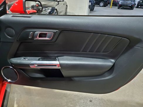 Used 2020 Ford Mustang Premium RWD image 15
