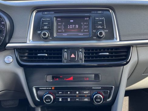 Used 2016 Kia Optima EX image 21
