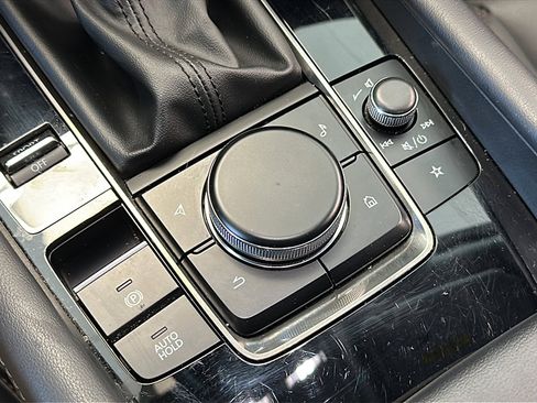 Used 2025 MAZDA MAZDA3 s image 30