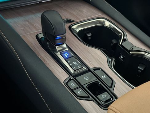 Certified 2025 Lexus RX 350 AWD/4WD image 18
