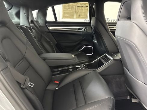 Used 2023 Porsche Panamera GTS AWD/4WD image 27