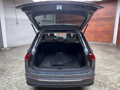 Used 2022 Volkswagen Tiguan S image 27
