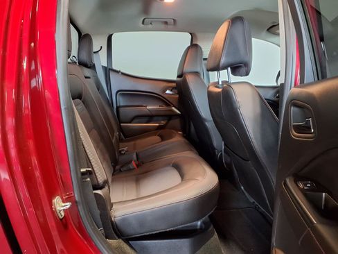 Used 2018 GMC Canyon All Terrain w/ All Terrain X Package AWD/4WD image 10