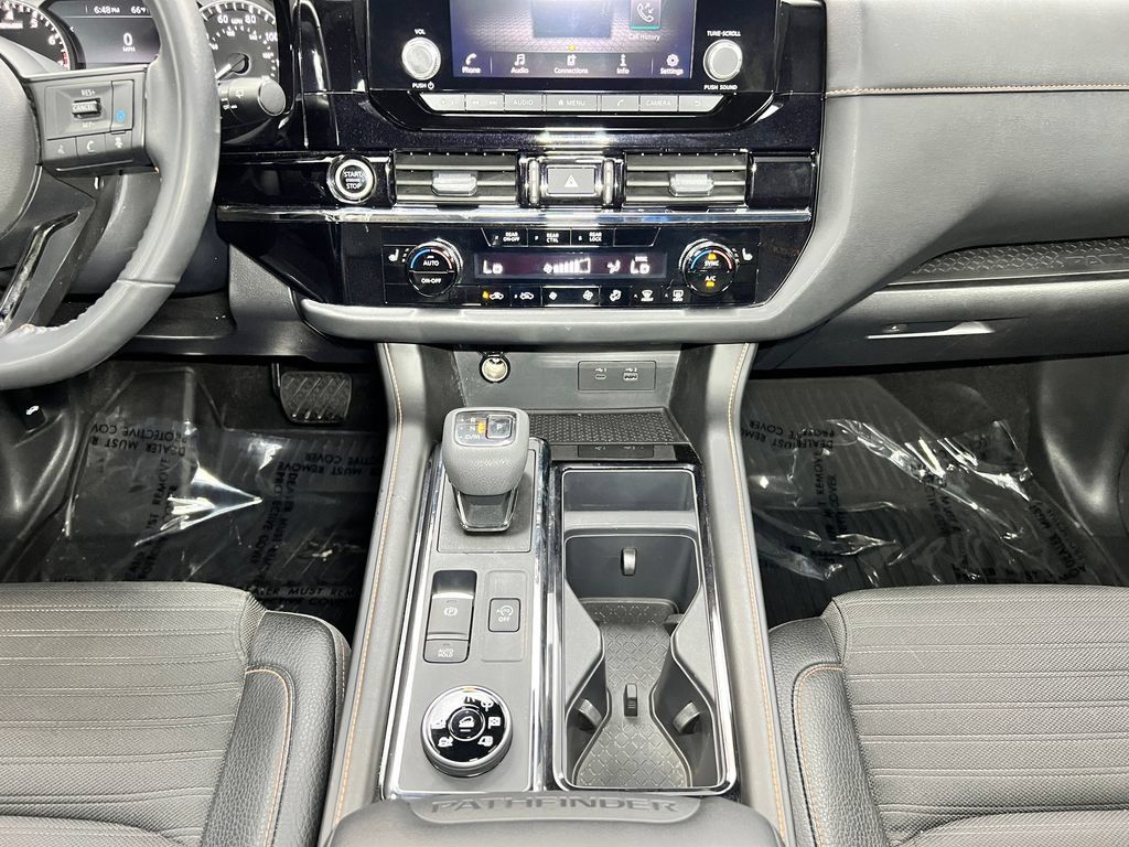 Used 2024 Nissan Pathfinder Rock Creek AWD/4WD image 10