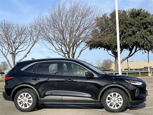 Used 2024 Ford Escape Active image 3