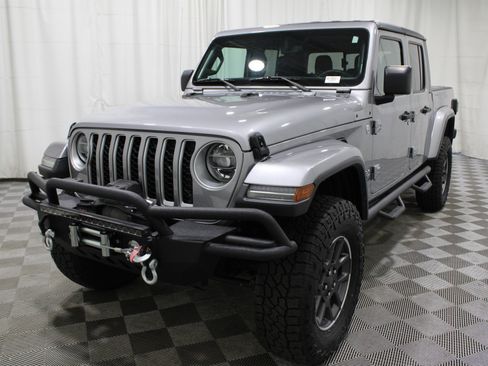 Used 2020 Jeep Gladiator Overland image 40