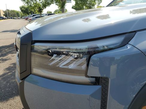 New 2026 Nissan Frontier PRO-4X w/ Pro-4x Convenience Package AWD/4WD image 32