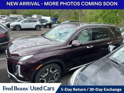 Used 2023 Hyundai Palisade Limited w/ Cargo Package AWD/4WD image 3