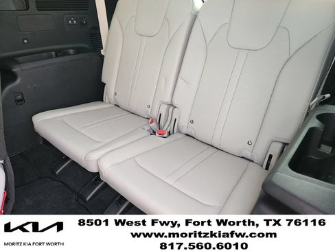 Used 2025 Kia Sorento S AWD/4WD image 19