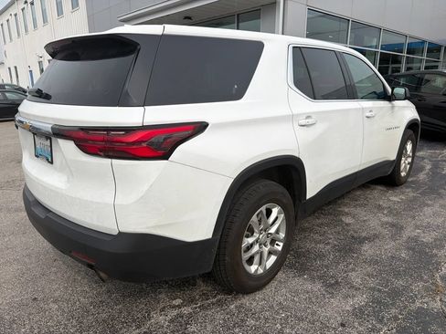 Used 2023 Chevrolet Traverse LS FWD image 3