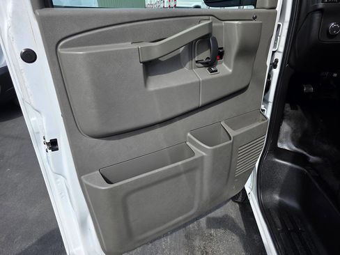 Used 2019 Chevrolet Express 2500 w/ Safety Package image 22