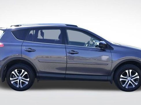 Used 2017 Toyota RAV4 LE w/ All Weather Liner Package AWD/4WD image 5