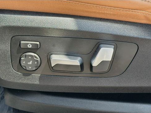 Used 2024 BMW X5 xDrive50e w/ M Sport Package AWD/4WD image 25