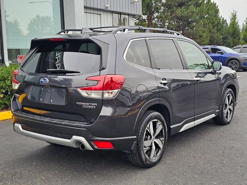 Used 2019 Subaru Forester Touring AWD/4WD image 7