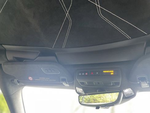 Used 2023 Chevrolet Corvette Stingray w/ Z51 Performance Package image 23